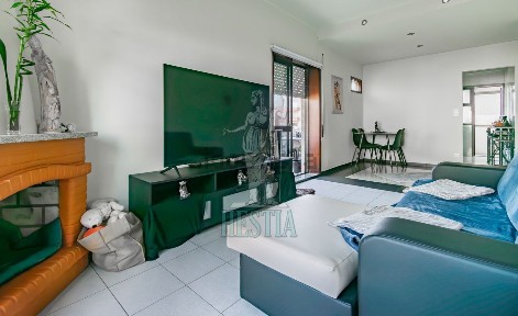Apartamento T2 à venda na Rua Gonçalo Zarco, 227