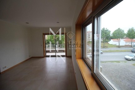 Apartamento T3 à venda na Rua da República