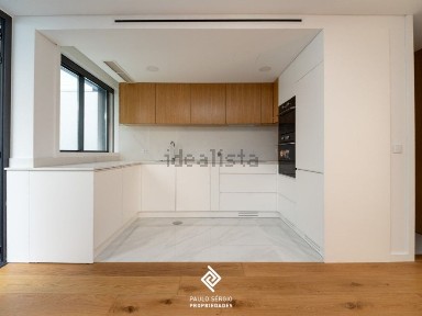 Apartamento T2 à venda na Avenida 8, 872