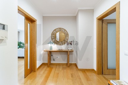 Apartamento T3 à venda em São João da Madeira