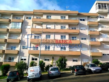 Apartamento T3 à venda no Centro de Oliveira de Azeméis