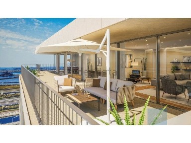 Apartamento T3 à venda na Rua António da Rocha Madail, 12