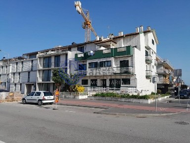 Apartamento T2 à venda na Avenida Fernão de Magalhães