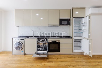 Apartamento T1 à venda na Rua Manuel Firmino, 10