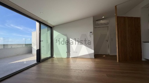 Apartamento T1 à venda em Anta