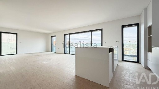 Apartamento T2 à venda em Esgueira
