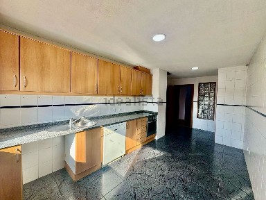 Apartamento T3 à venda na Rua da Abelheira