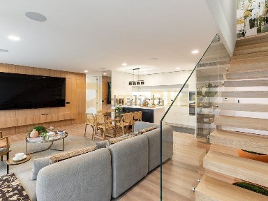 Apartamento T4 à venda na Avenida Fausto Ferreira