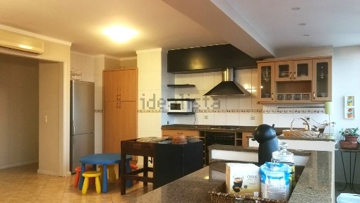 Apartamento T4 à venda na Rua de São Martinho, 86