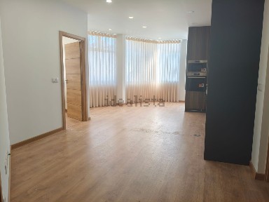 Apartamento T2 à venda na Rua da Patela