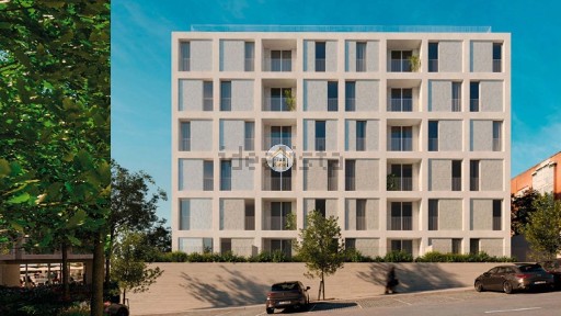 Apartamento T2 à venda na Sá-Barrocas