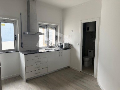 Apartamento T0 à venda na Zona Histórica - Beira-Mar