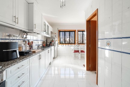 Apartamento T1 à venda na Rua 27 de Setembro