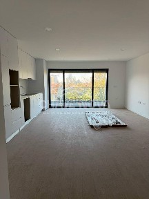 Apartamento T2 à venda na Rua de Vicente Almeida de Eça, 39