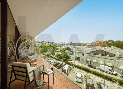 Apartamento T3 à venda na Rua Engenheiro Silvério Pereira da Silva, 1