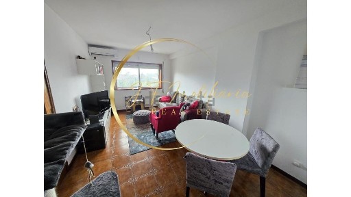 Apartamento T2 à venda em Esgueira