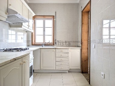 Apartamento T2 à venda na Rua Eça de Queiroz, 12
