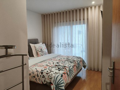 Apartamento T2 à venda na Rua Padre Pascoal
