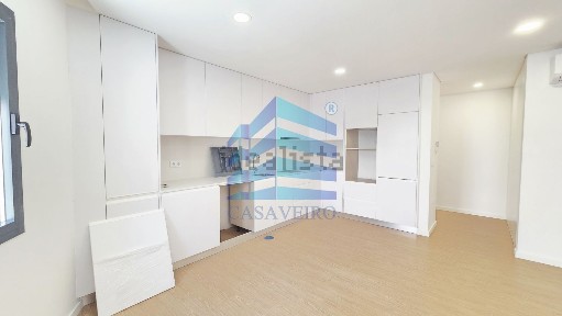 Apartamento T1 à venda em Esgueira