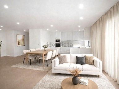 Apartamento T2 à venda em Esgueira