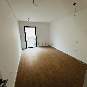 Apartamento T2 à venda na Travessa Maria da Fonte, 6