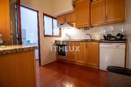 Apartamento T6 à venda em Covilhã e Canhoso