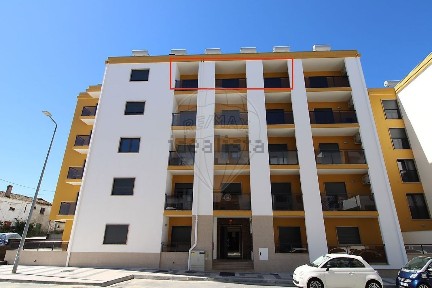 Apartamento T2 à venda na Rua dos Descobridores