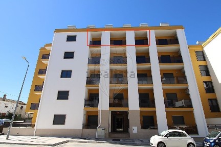 Apartamento T2 à venda na Rua dos Descobridores