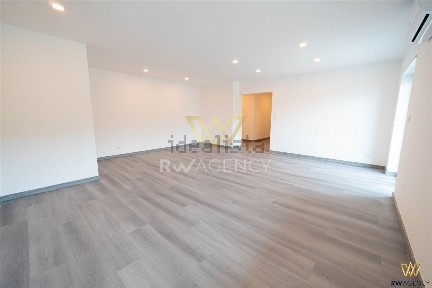 Apartamento T4 à venda em Covilhã e Canhoso