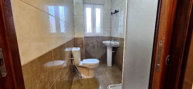 Apartamento T3 à venda na Rua Zeferino Lucas