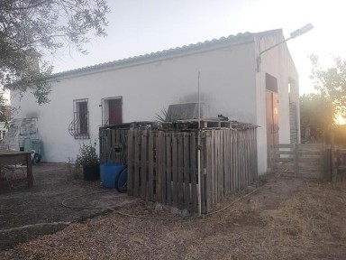 Espaço comercial à venda em Urb. Tapada do Carapetal, 104