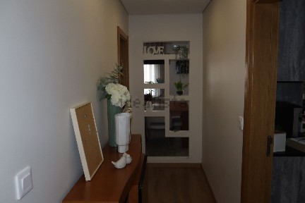 Apartamento T3 à venda na Rua Doutor José Calheiros