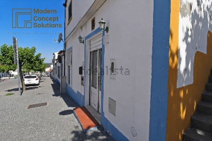 Espaço comercial à venda em Arraiolos