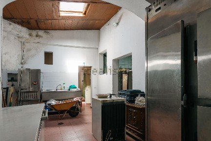 Espaço comercial à venda na Rua de São João, 10