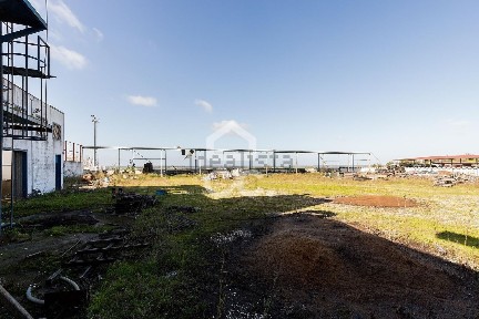 Armazém à venda em Redondo