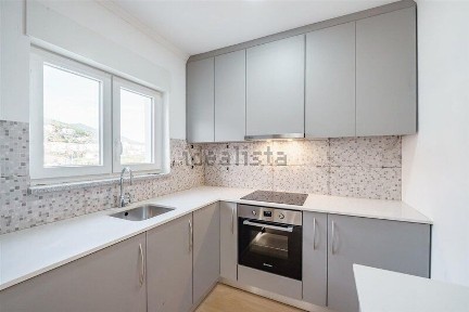 Apartamento T2 à venda em Cantar-Galo