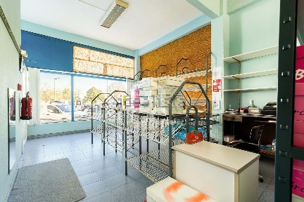 Espaço comercial à venda na Avenida do Escurinho, 36