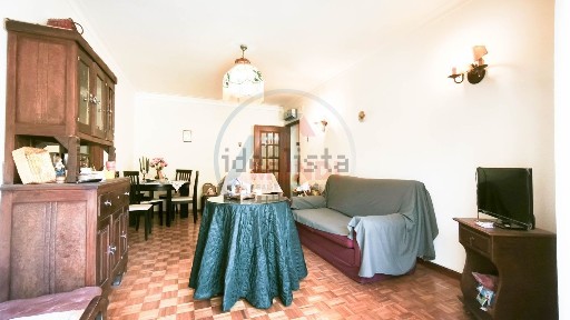 Apartamento T3 à venda em Sete Capotes