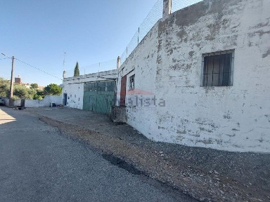 Armazém à venda na Estrada dos Telheiros s/n