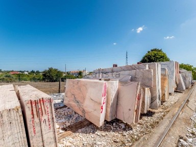Espaço comercial à venda em Conceição