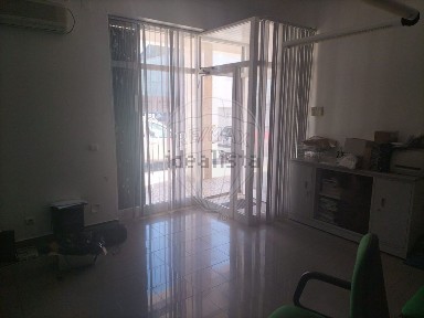 Espaço comercial à venda em Matriz (Borba)