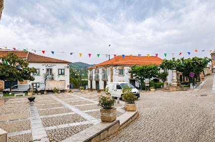 Quinta à venda na Rua de Santo António