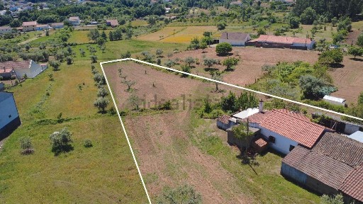 Casa ou moradia à venda em Enxames