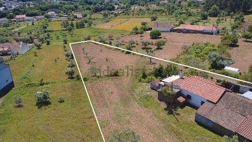 Casa ou moradia à venda em Enxames