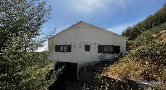 Moradia independente à venda em Alpedrinha