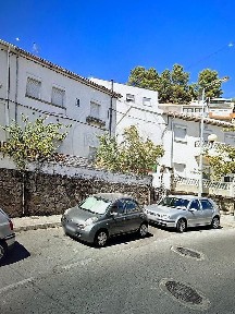 Moradia independente à venda em Covilhã e Canhoso