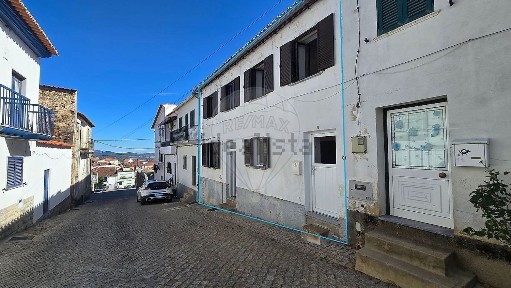 Moradia independente à venda em Penamacor