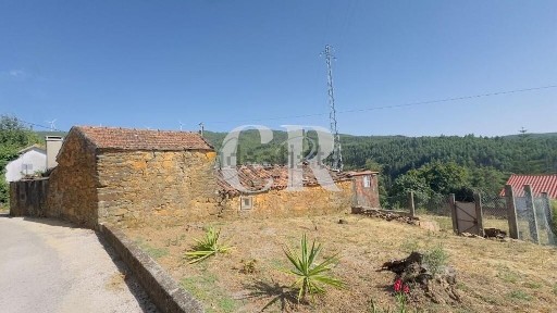 Casa ou moradia à venda em Pedrógão Pequeno