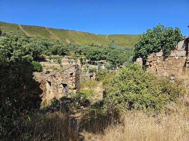 Casa ou moradia à venda em Telhado