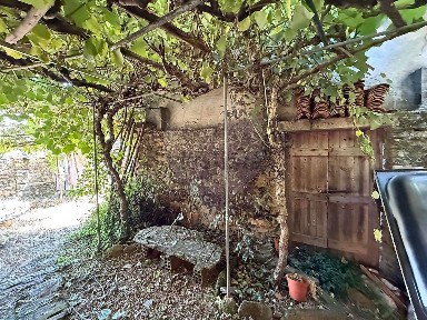 Janeiro de Cima e Bogas de Baixo, Rua da Fonte